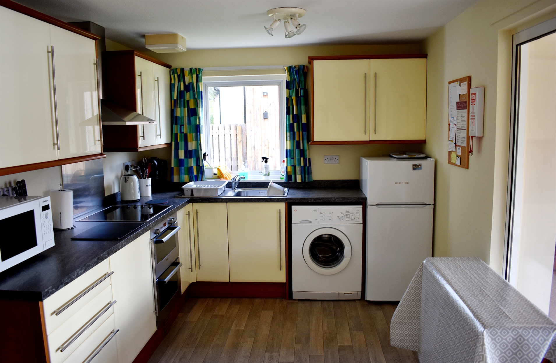 Fully equipped modern kitchen